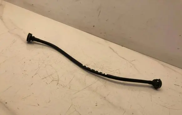 Audi A4 S4 B8 8K Vacuum line/pipe/hose 8K0121081AB