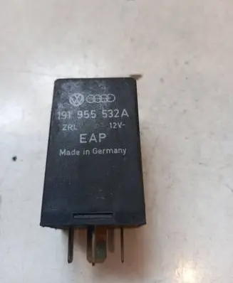 Volkswagen PASSAT B3 Coolant fan relay 191955532A