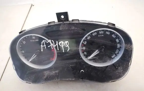 Skoda Fabia Mk2 (5J) Speedometer (instrument cluster) 5j0920810c