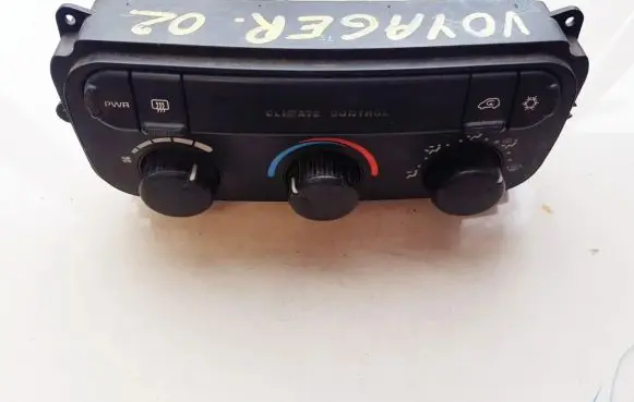 Chrysler Voyager Climate control unit 05005001AD 3000302696
