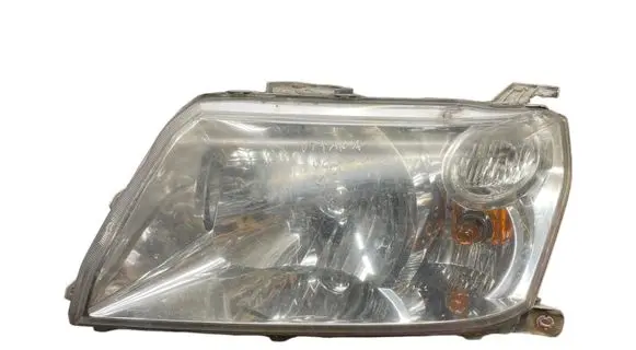 Suzuki Grand Vitara II Headlight/headlamp 10059076