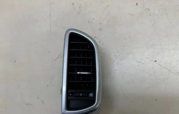Porsche Cayenne (92A) Dashboard side air vent grill/cover trim 7P5819703D