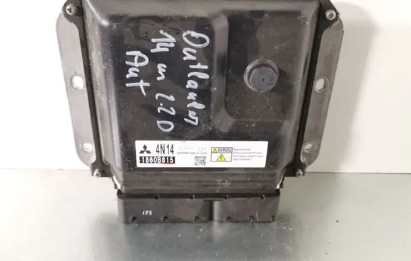 Mitsubishi Outlander Engine control unit/module 2757001734
