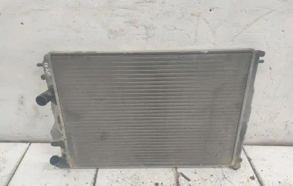 Renault Scenic I Coolant radiator RM1260 868405P