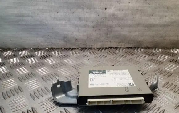 Lexus RX 450H Keyless (KESSY) go control unit/module 8999048290 2325006341