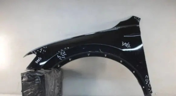 Fender mounting bracket
