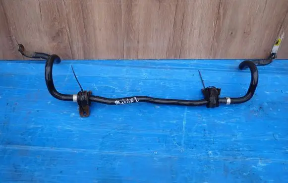 Nissan Pulsar Front anti-roll bar/sway bar