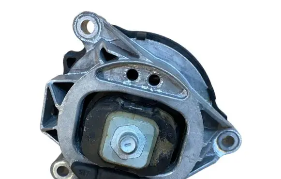 BMW 2 F22 F23 Engine mount bracket 6859413 22116859413