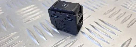 Volkswagen PASSAT B5 Electric window control switch 3B0959855