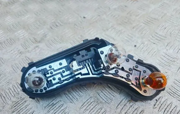 Peugeot 3008 I Tail light bulb cover holder 26039006