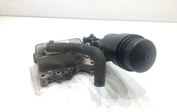 Mercedes-Benz GLK (X204) Oil filter mounting bracket A6511800665