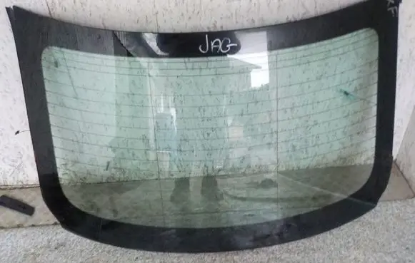 Volvo XC60 Rear windscreen/windshield window 