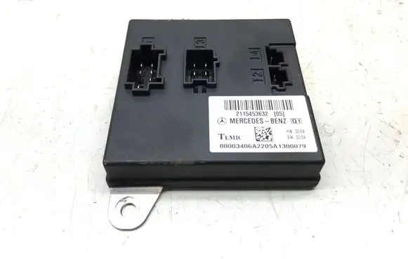 Mercedes-Benz E W211 Comfort/convenience module 2115453632 K4980