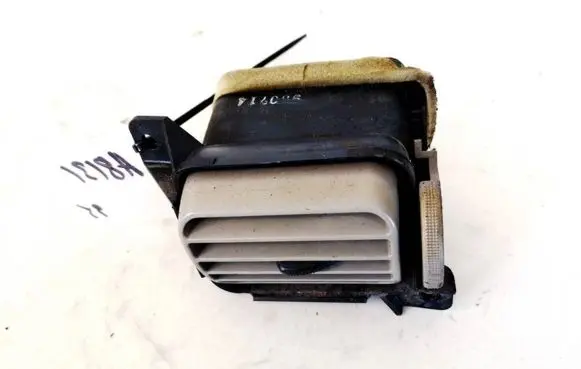 Mazda Premacy Dash center air vent grill c100gm832
