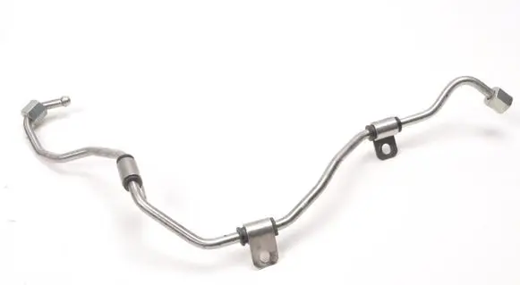 Volvo XC90 Fuel line pipe 