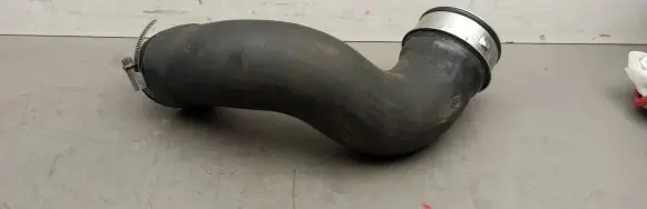 Mercedes-Benz E W211 Intercooler hose/pipe 2115282182