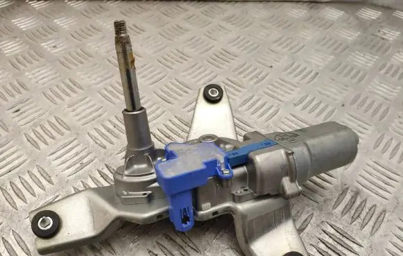 Honda FR-V Rear window wiper motor 33845D