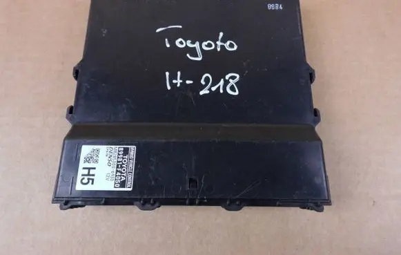 Toyota C-HR I Engine control unit/module 89981F4050