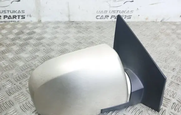 KIA Carens I Front door electric wing mirror 
