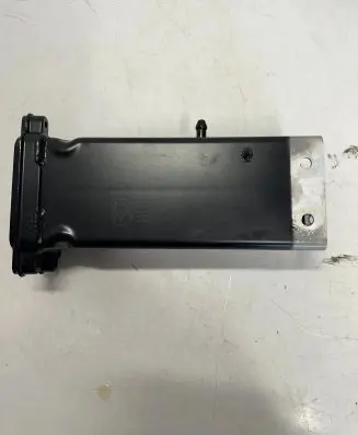 Audi A8 S8 D4 4H Radiator support slam panel bracket 4H0805130B 190308025