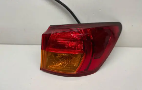 Lexus IS 220D-250-350 Rear/tail lights 8155153170