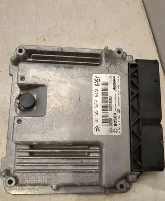 Opel Insignia A Engine control unit/module 55577619 55575349 0281017453
