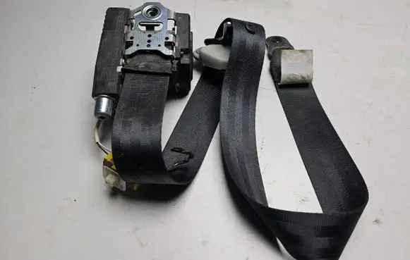 Volkswagen Caddy Front seatbelt 2K5857805 34114739 1000046