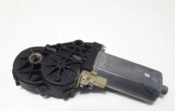 Audi A8 S8 D3 4E Seat adjustment motor 8320252 0390203222