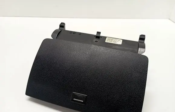 Mercedes-Benz C W204 Glove box A20468012319 101005184927