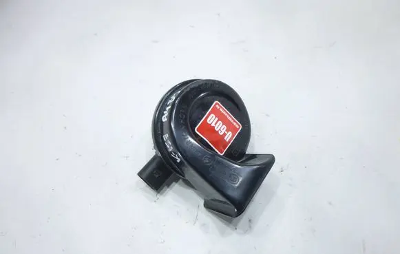 Audi A4 S4 B9 Horn signal 8W0951223 6033FB2415 042718L5