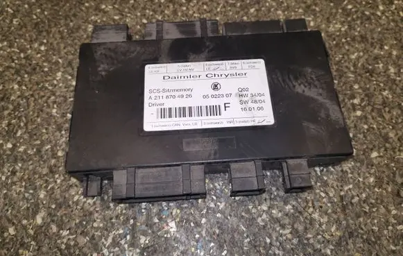 Mercedes-Benz E W211 Seat control module A2118704926