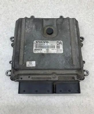 Volvo XC70 Engine control unit/module 30729826A 1039S12418 0281012103