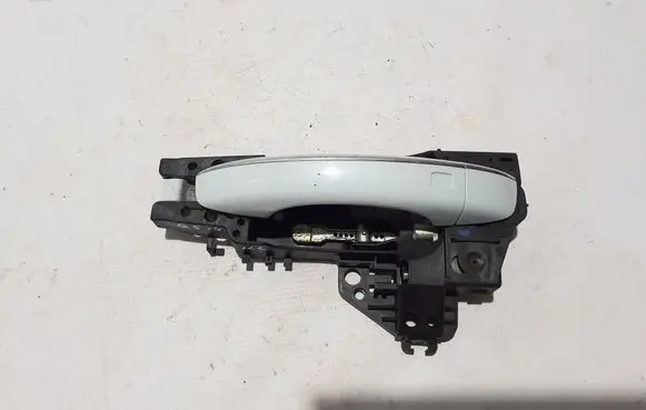 Rear door exterior handle