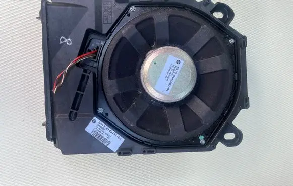 BMW X1 E84 Subwoofer speaker 9143144 65139143144 9144202