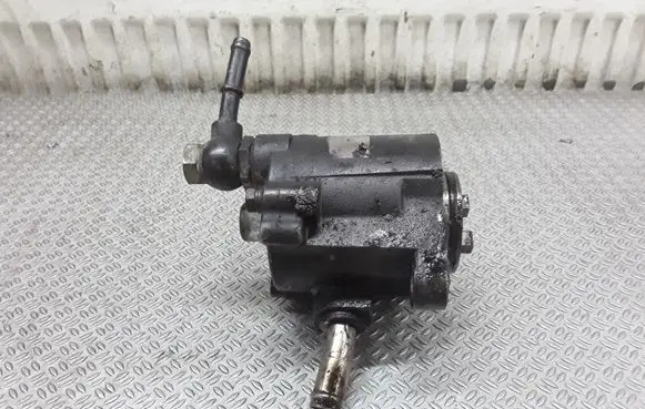 Toyota Avensis T250 Vacuum pump
