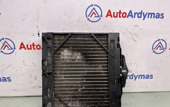 BMW 5 F10 F11 Engine oil radiator 7572542 17217572542