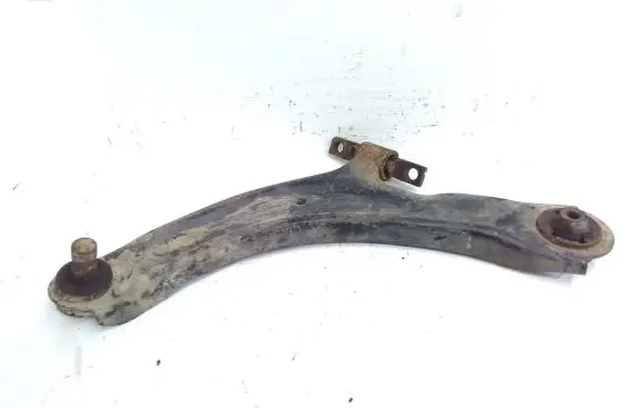 Renault Koleos I Front lower control arm/wishbone
