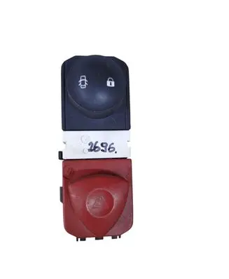 Renault Megane II Hazard light switch 8200407415