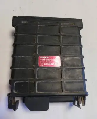 Volkswagen Golf II Engine control unit/module 321906263B 0280800042