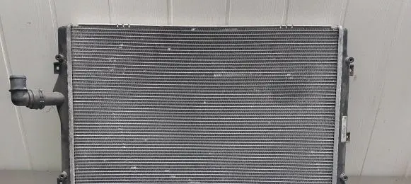 Coolant radiator