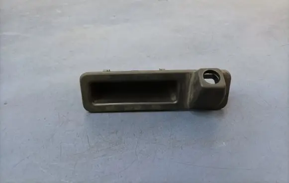 BMW 5 G30 G31 Tailgate/trunk/boot lock/catch/latch 7381868