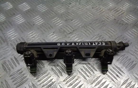 Seat Ibiza III (6L) Fuel main line pipe 03E133320