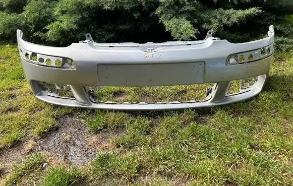 Volkswagen Golf V Front bumper 1K0807217 55D300401