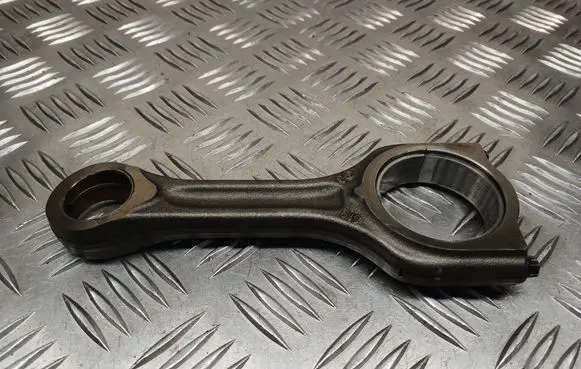Volvo C30 Connecting rod/conrod 619