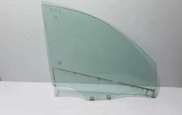 Renault Arkana Front door window glass four-door 803005764R