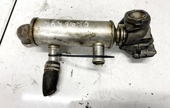 Ford Focus EGR valve cooler 3M5Q9F464BC 3M5Q-9F464-BC