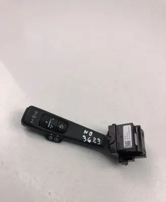 Volvo V40 Indicator stalk 31456042