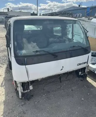 Mitsubishi Canter Front piece kit 