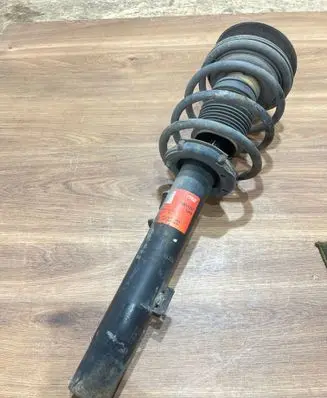BMW 3 E90 E91 Front shock absorber with coil spring 757303 L22021