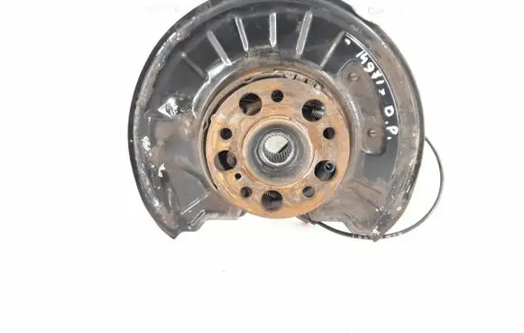 Rear wheel hub
